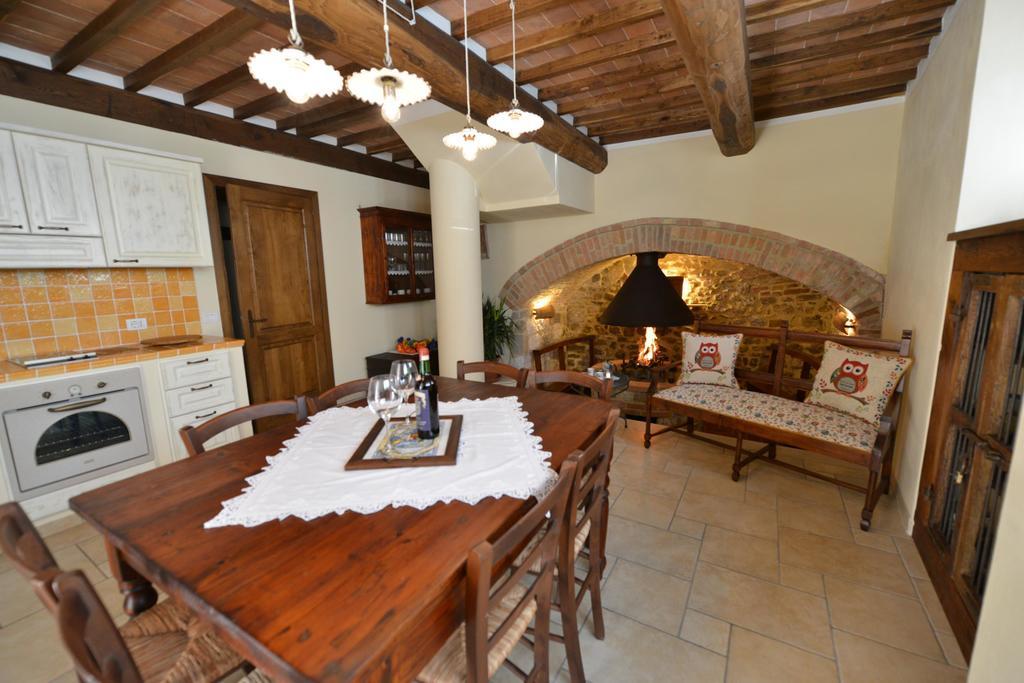 Casa Cristina Apartment Radicondoli Cameră foto